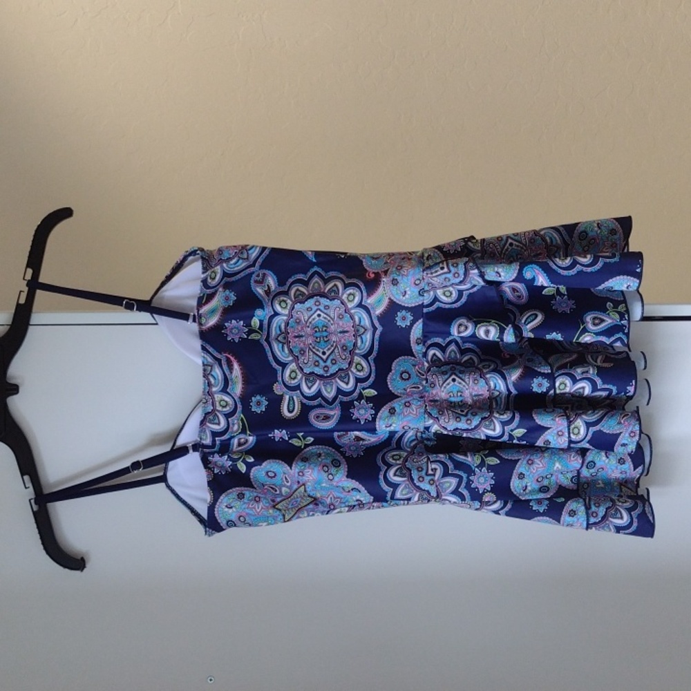 Tankini Top - Picture 2 of 3